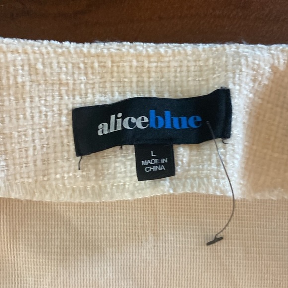Alice Blue Cream Sleeveless Fleece Vest/ Size Large/ NWOT - Picture 2 of 6
